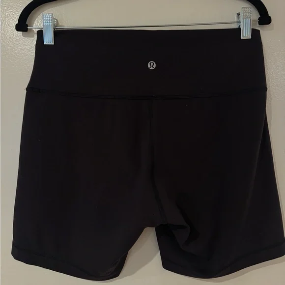 Lululemon Athletica Black Biker Shorts - Picture 1 of 4